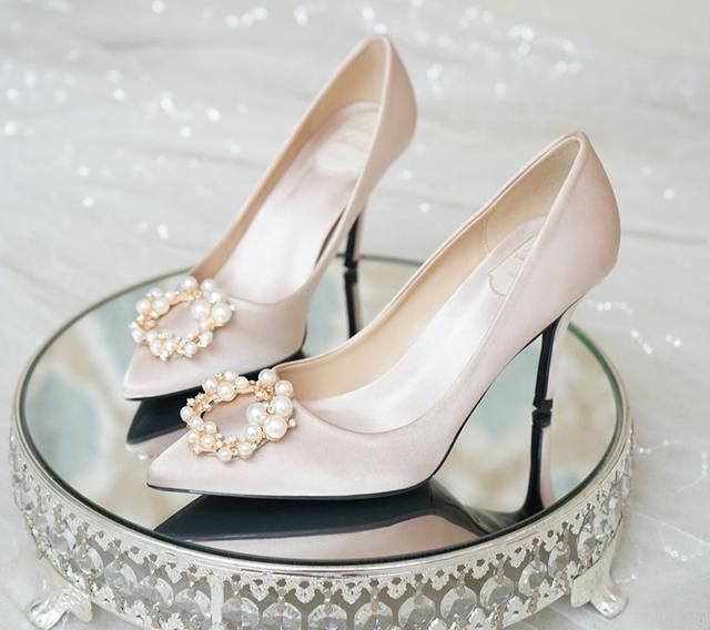 性感高跟鞋加持，分分钟变身潮女