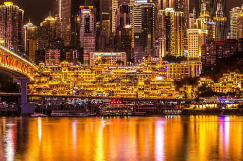 厉害了重庆，中国第一个人口突破3000万的城市，全球第二