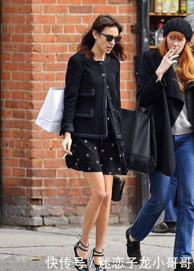 「香奈儿」优雅的小香风外套,怎么穿都好看!