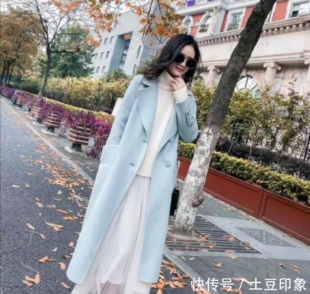 #路人甲#为什么别人穿大衣是气质女郎,而你就是路人甲?秋冬穿搭看这里~
