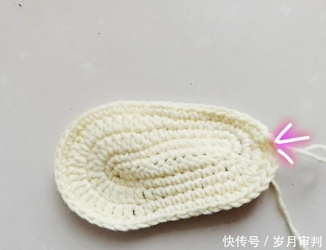  『漂亮』漂亮的花朵毛线鞋，居家摆设或是孩子穿都是不错的选择