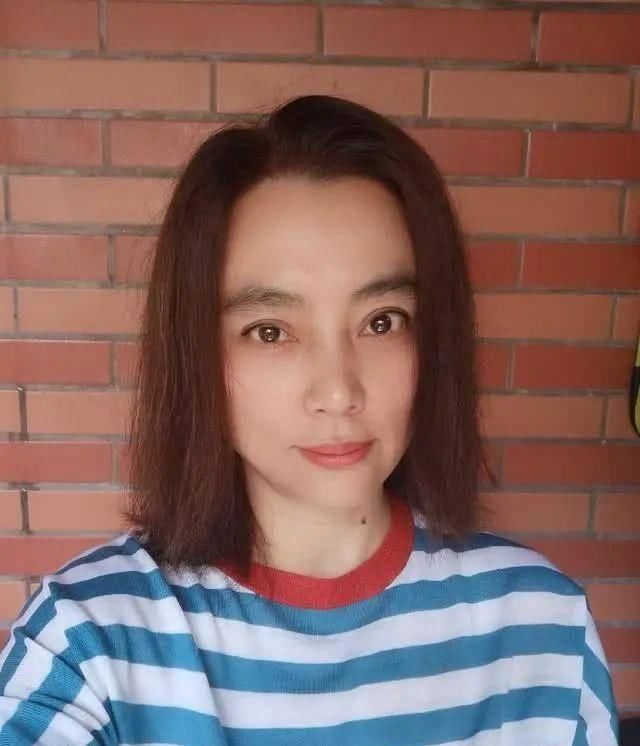  『李玲玉』最美“玉兔精”近照撞脸洪欣，曾为爱远嫁国外被抛弃混血儿子太帅