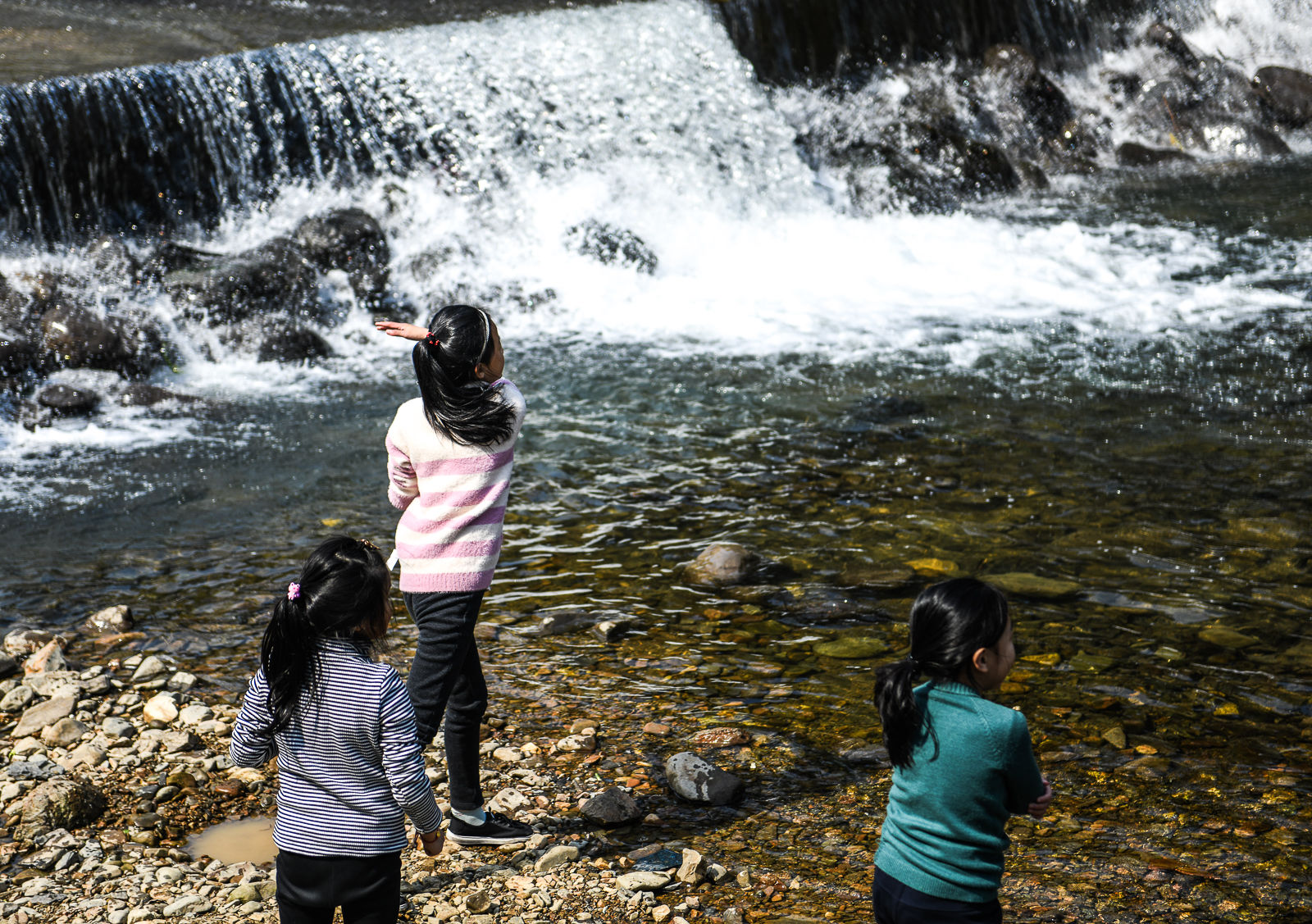 正是春时好风光，自驾皖南318小川藏线