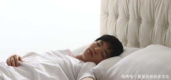 老人说“睡觉切莫脚朝西头朝东”，不是封建迷信，是有科学依据的