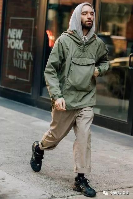 秋天就是要穿卡其单品!从上衣到裤款混搭出爆棚的街头帅气