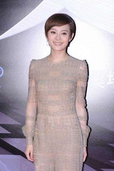 孙俪这连体衣穿的太大胆了！从头露到脚，网友：啥都看见了！