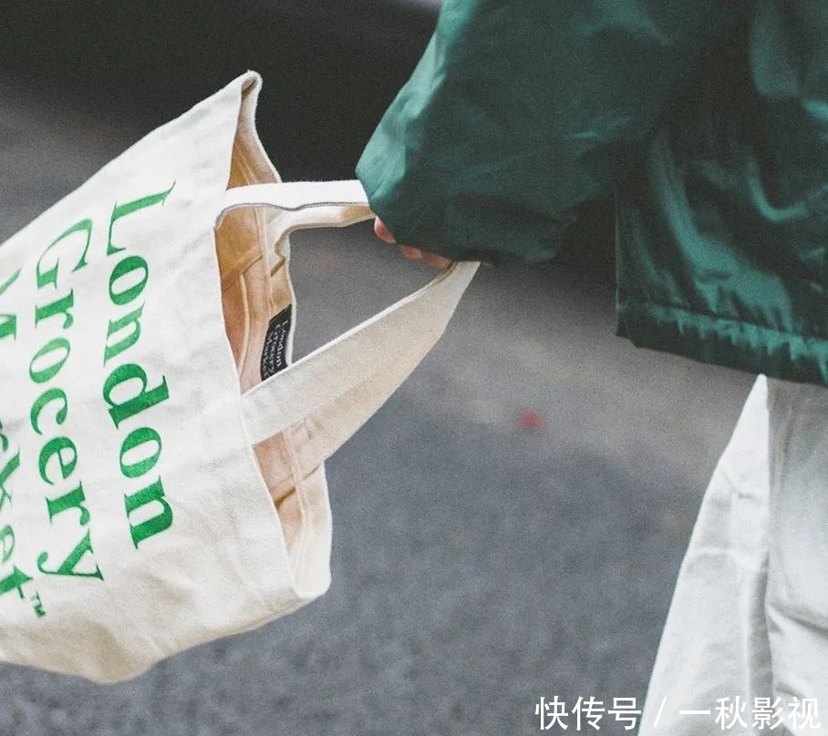  时髦：你的外套还不换吗？开春超火的5件薄外套，时髦炸了！