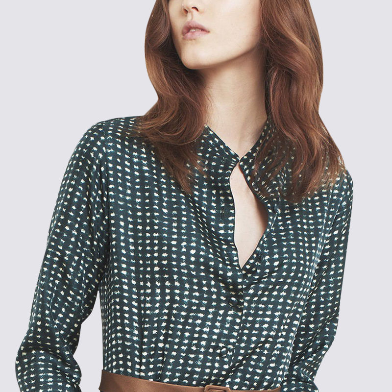 “旗袍”再美也别买，高级“绯红”裙，洋气迷人，670后穿很美