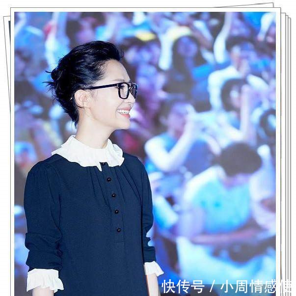 许晴够狠！49岁穿娃娃领裙不输20岁关晓彤，网友年龄只是摆设