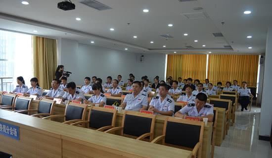 考上公务员后到底有多稳定？以下几种情况，想辞职都不允许