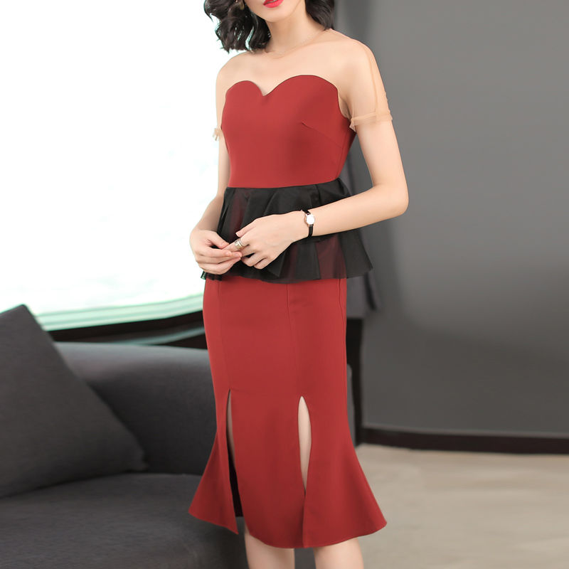 尽情展现“S”型曲线，身材不错的女人真该穿穿包臀裙