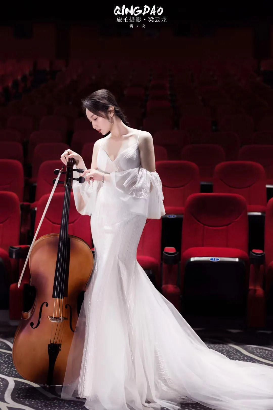 『浪漫』【浪漫满厅】听说影院风婚纱照又上了热搜!