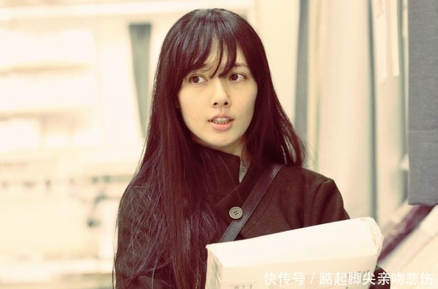  「郭碧婷」齐刘海的郭碧婷有多美？35岁变回18岁少女，难怪被向佐宠成宝