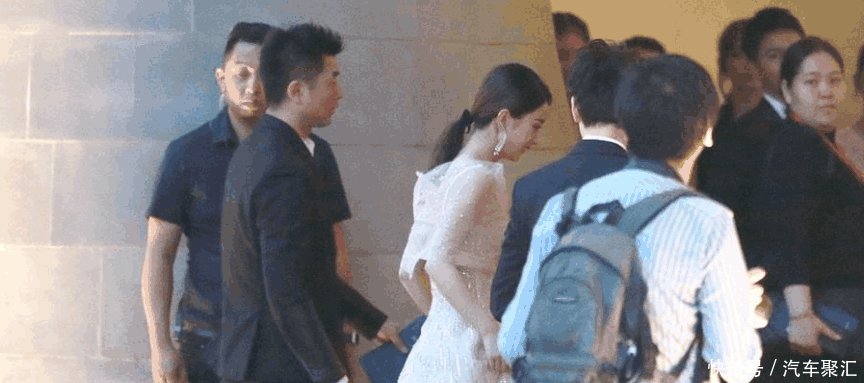 网曝赵丽颖怀孕与冯绍峰有关 男方一声不吭惹网友众怒