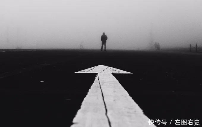 「摄影师」对摄影师而言,摒弃色彩会让视觉效果更加纯粹