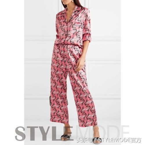 入秋的N套时髦穿搭,颜值最高还是粉色skr人!