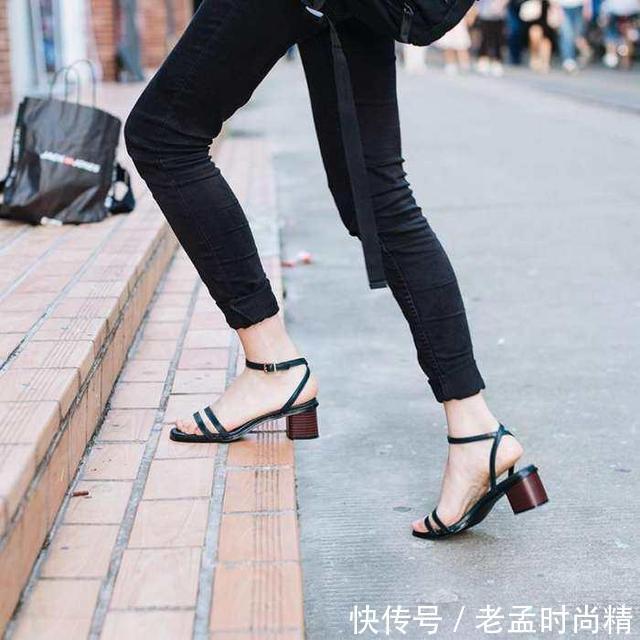 【绽放】穿上高跟凉鞋,绽放自己的魅力,做自己的女王