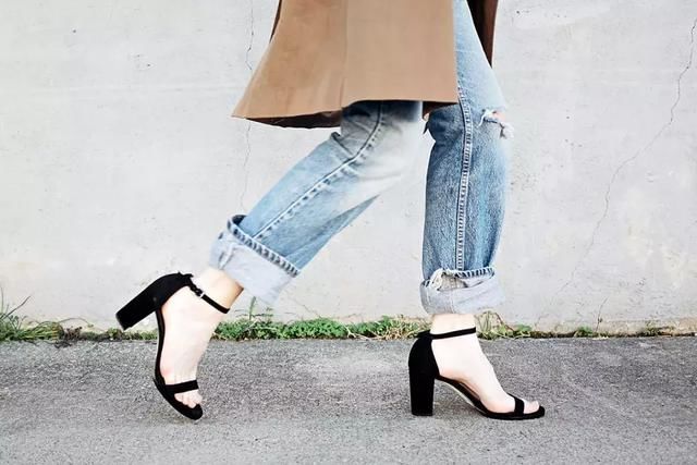 每个人都需要一双高跟鞋，但你知道哪个牌子好穿吗？