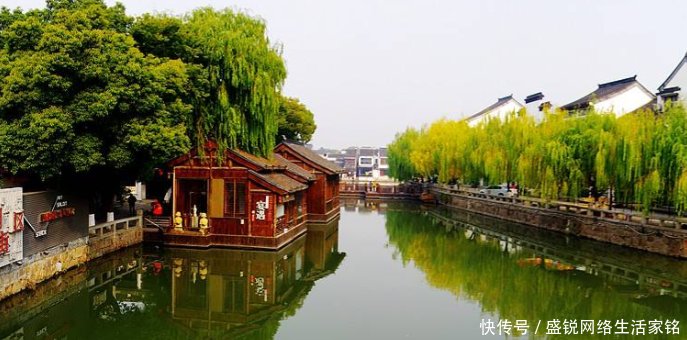 乘汽车仅1小时，高铁需要4小时，堪称国内最“搞笑”的两座城市