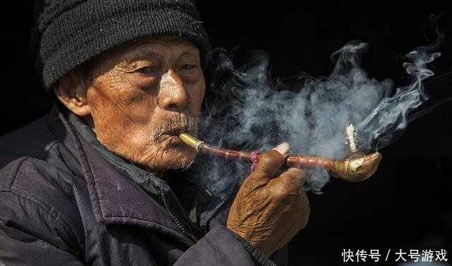 国家扶持农村盖起楼房是好事，老农却一直叹气是为何