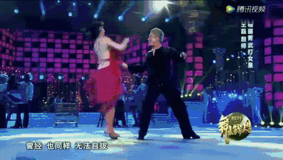 男友当街蹭臀还发不雅视频威胁、睡完闺蜜又偷钱,女神的烂桃花还