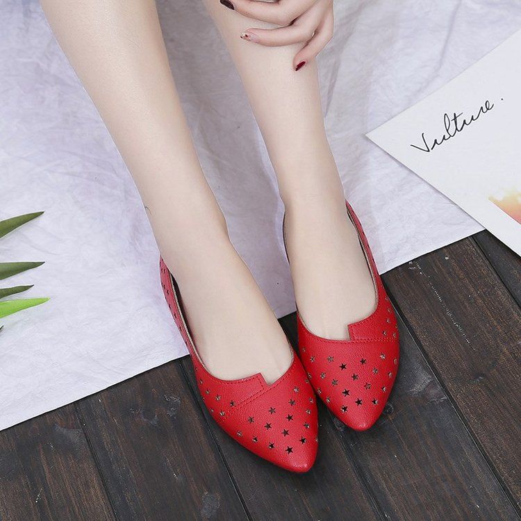 高跟鞋失宠了，今年这款鞋子火了，显高又有女人味