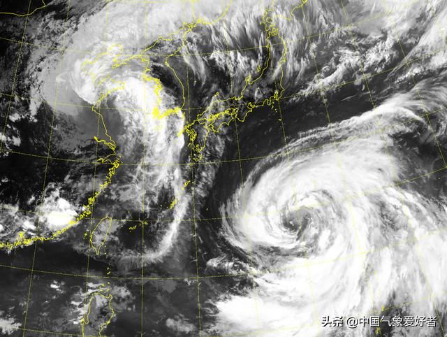 吓人！台风罗莎成“巨眼怪”，巨大风眼直径上百公里！或对准日本