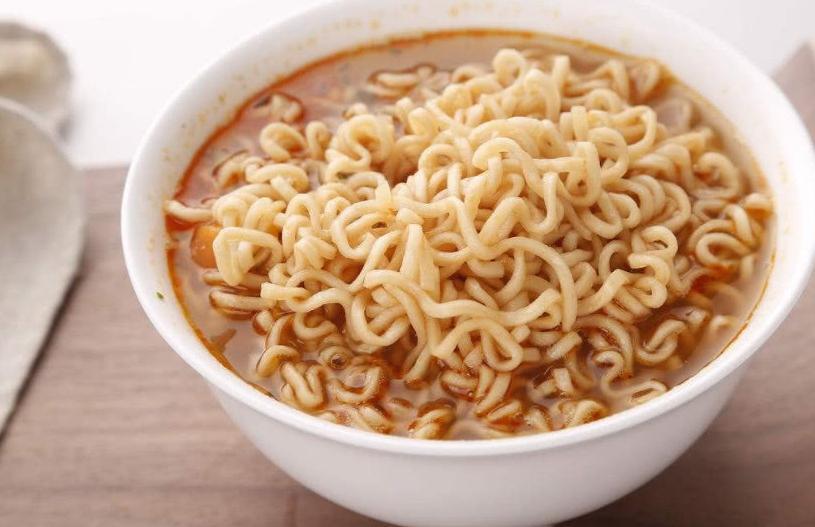 入秋后模特饿“死”不吃的4种食物,让你“大肚便便”,最后一张