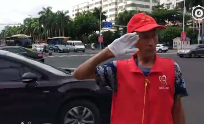 特搞丨骗子利用台风天骗人?声称台风天航班取消，骗走1万元!