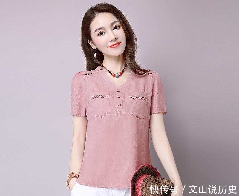  舒适■简约舒适的百搭T恤，洋气减龄又美嫩，轻松穿出优雅女神范儿