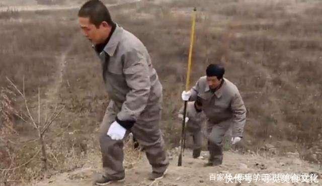  #陕西#陕西农村庄稼荒废多年，专家赶来惊道这有地下工程，不得