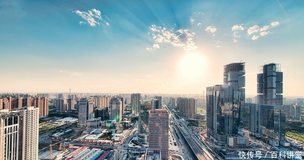  #我国#我国高铁最发达的城市，被誉为“铁路心脏”，不是北京，