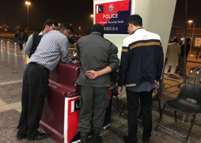 中国游客在巴基斯坦火车上竟有待遇：外国游客眼红，中国人自豪