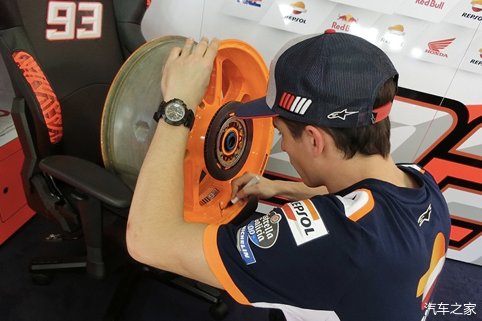 退役■马奎兹用过的轮毂真香,Motogp赛用退役轮毂公开售卖,1只1.6万元