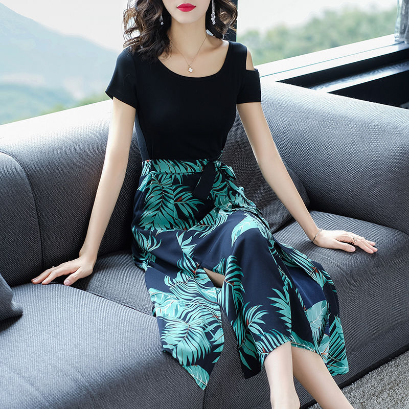 经济允许的四五十岁女人，穿穿显嫩仙女裙啊!美得太不像话了