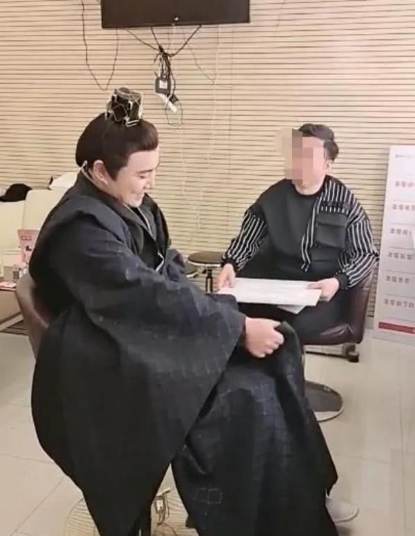 「重聚」《庆余年》剧组在《王牌对王牌》重聚,沈腾又对“陈萍萍”下手了