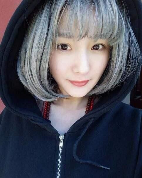 换个发色像换头!郑爽解封颜值，昆凌像洋娃娃，唯独热巴颜值下降