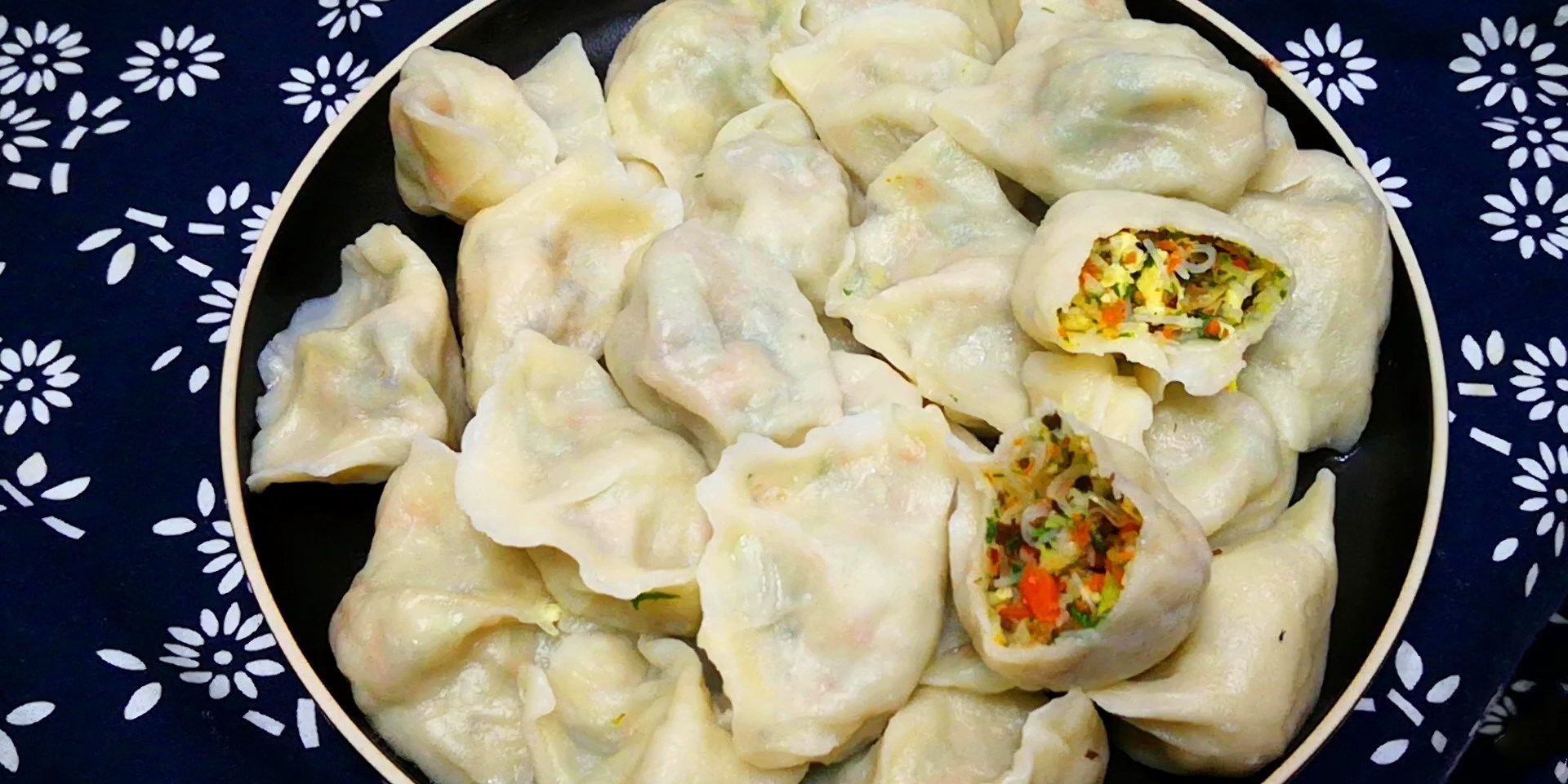  『白菜』白菜饺子怎样做好吃？调馅原来有秘诀，吃起来比肉馅还香，真解馋