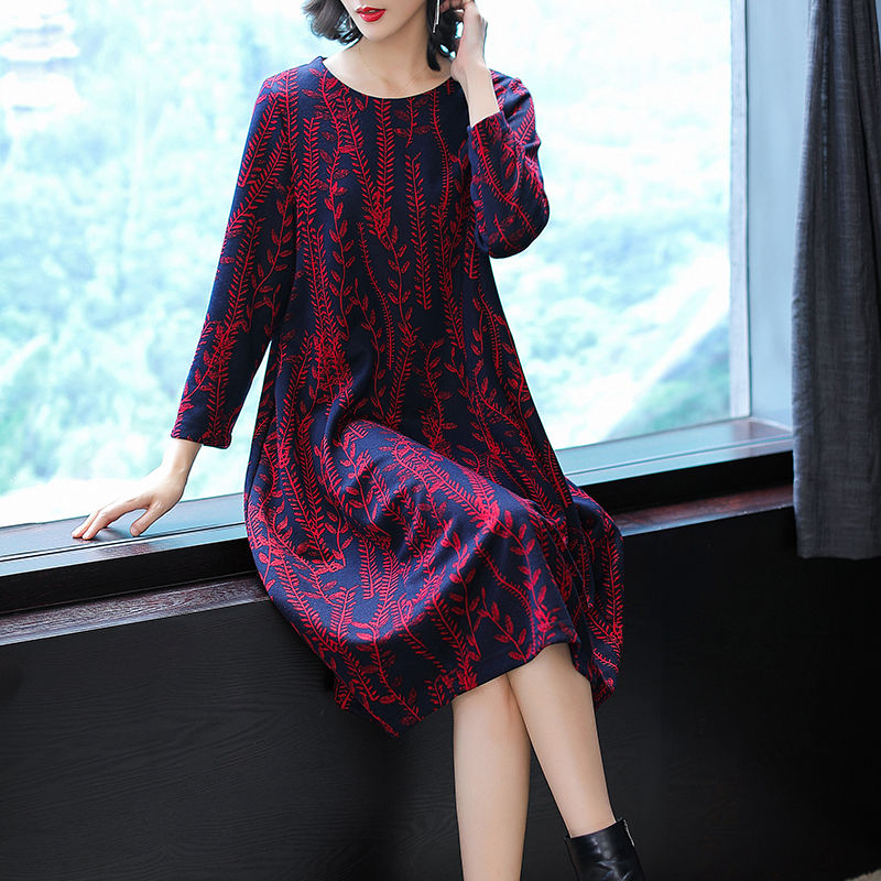 谁又能想到!这酒红、纯净蓝美裙这么好看，显瘦肤白，女人味十足