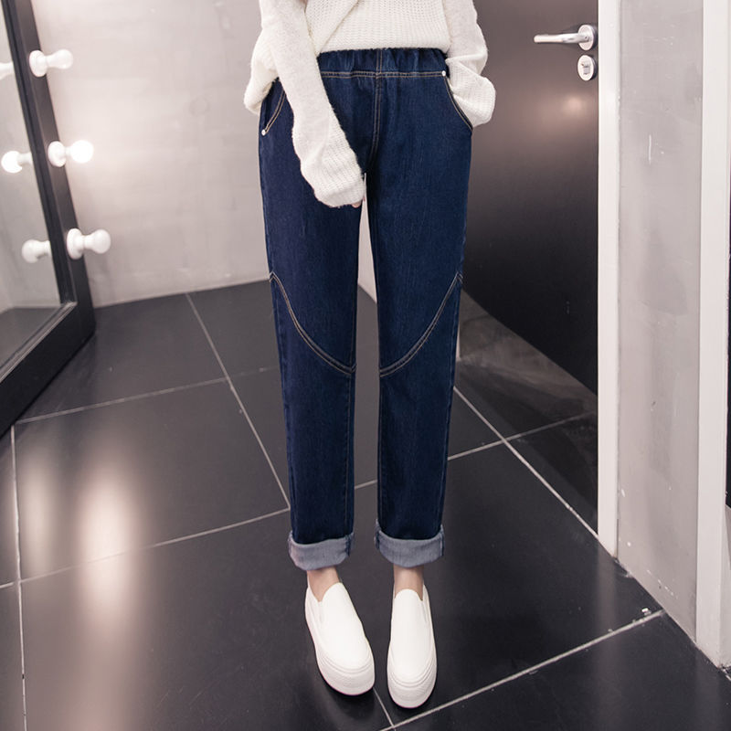 牛仔裤不用选大牌!今秋正流行“美体裤”,穿着身姿挺拔,显气质