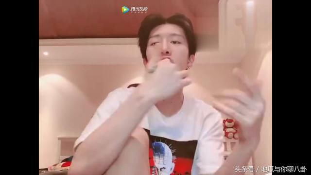 范丞丞唱rap回应:姐弟事业未受损，只是传闻很无奈!财大气粗?