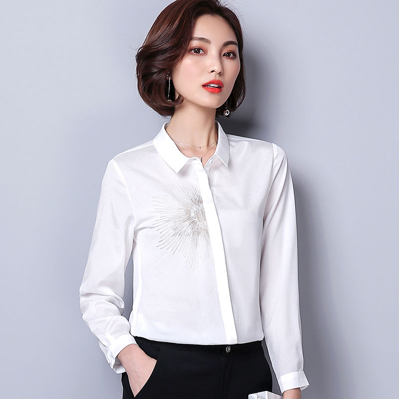 等了三天三夜，刚上市的小衫，搭阔腿裤，70后老婆穿多美多迷人