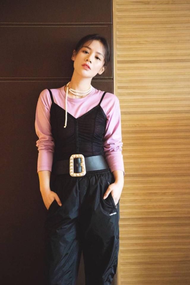 马思纯这姑娘又来引领潮流了，别说这次范儿可真新鲜!