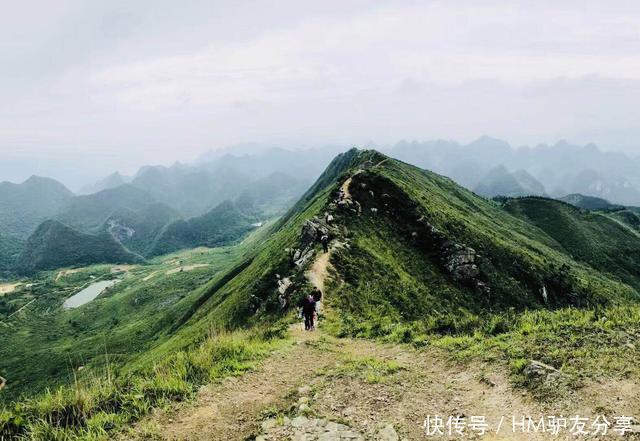 广东私藏着一座绝美的“小武功山”，赏最美山脊、草甸、千军峰林