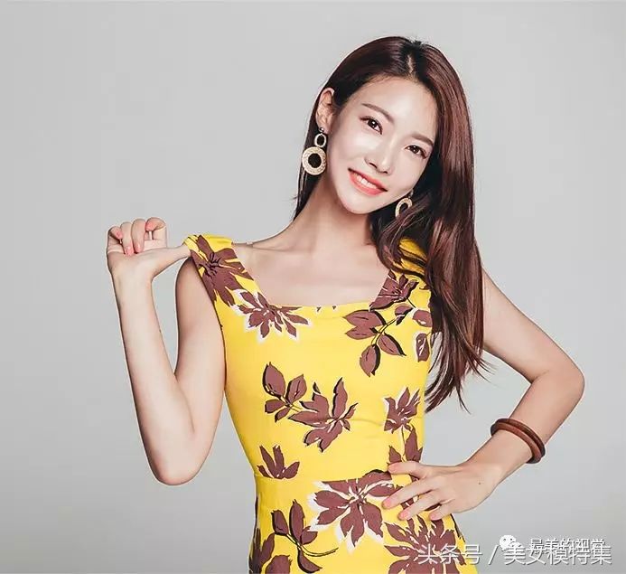 甜美人妻朴正允，甜美枫叶连衣裙