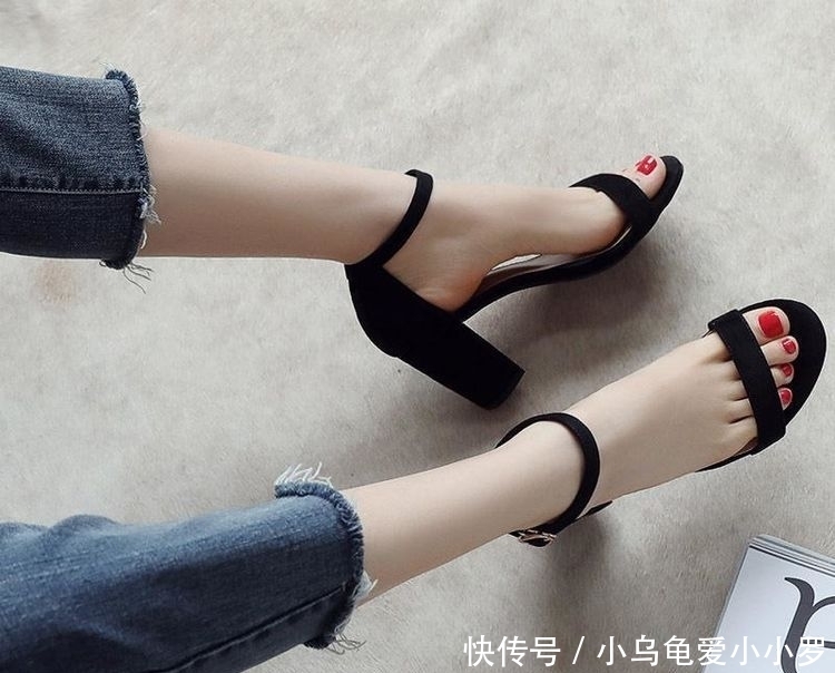 呈现|经典高跟鞋凉鞋,穿出神秘性感呈现优雅气质