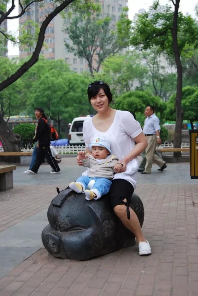 从油腻中年妇女到健身比基尼选手，这位小姐姐1年的逆袭太惊艳!