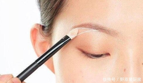  【适合】肿眼泡怎么画眼影 适合肿眼泡的完美眼妆