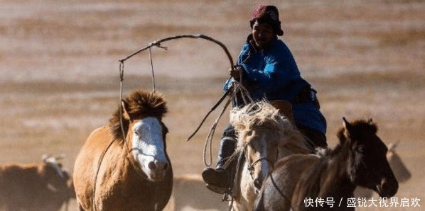 中国称蒙古国为“外蒙”，听到他对我们的2字称呼，网友直呼心寒