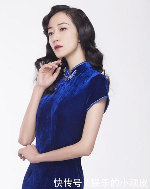 男生为啥不喜欢太瘦的女生?看到同穿旗袍的韩雪和戚薇,秒懂!